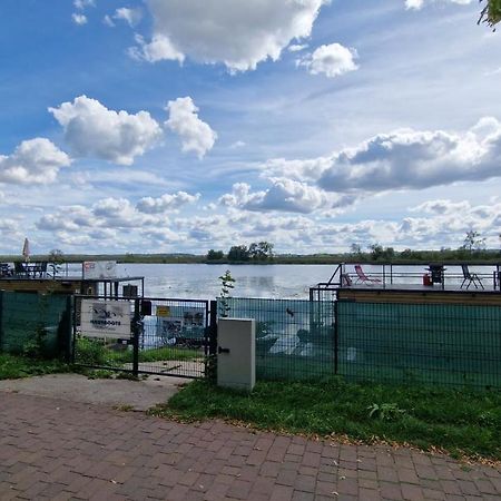 Hausboote Unteres Odertal Hausboot Kranich Otel Schwedt Dış mekan fotoğraf