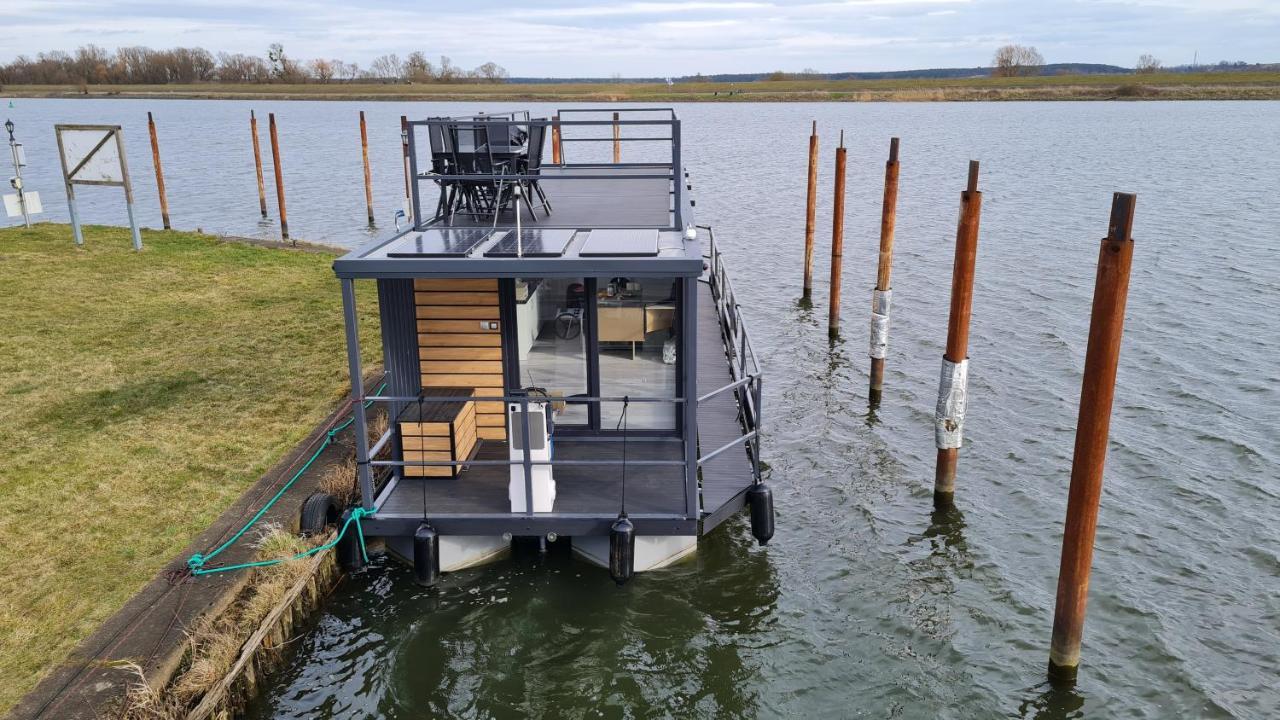 Hausboote Unteres Odertal Hausboot Kranich Otel Schwedt Dış mekan fotoğraf